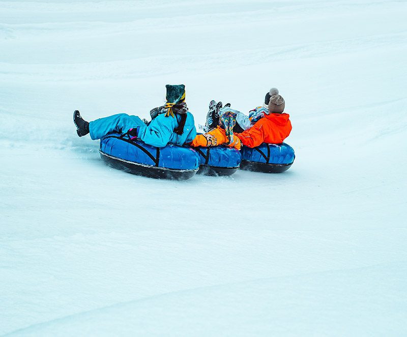 How to Prepare for Your Family Snow Tubing Trip